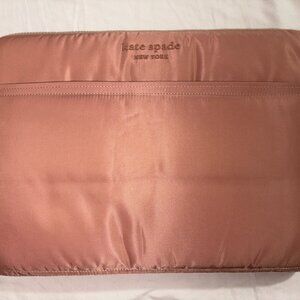 Kate Spade New York -Puffer Universal - Laptop Sleeve for 16”